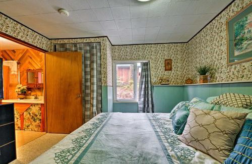West Juneau House | Waterfront House with Glacial Views - Near Downtown!