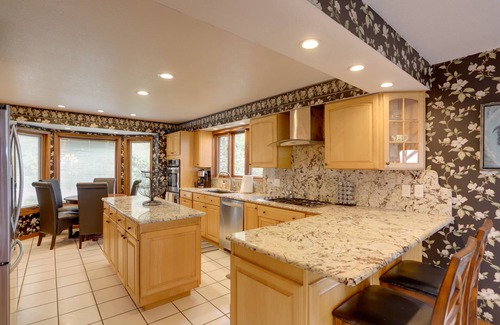 Luna Pier House | Waterfront Luna Pier Home 14 Mi to Downtown Toledo