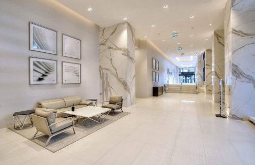 Humber Bay Shores Apartment | Waterfront Luxury Condo