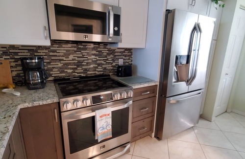 Palmetto Condo | Waterfront Luxury Penthouse Condo on Tampa Bay Estuary and Golf Course