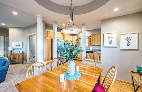 Mound House | Waterfront Mound Retreat w/Dock & Lake Access!