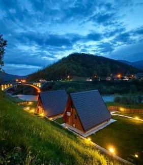 Mojkovac House | Waterfront Peace