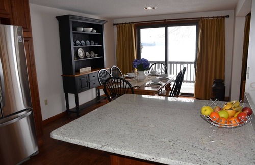 Bristol House | Waterfront Renovated Townhouse Newfound Lake 2 Beaches Tennis Mooring 2 Kayaks