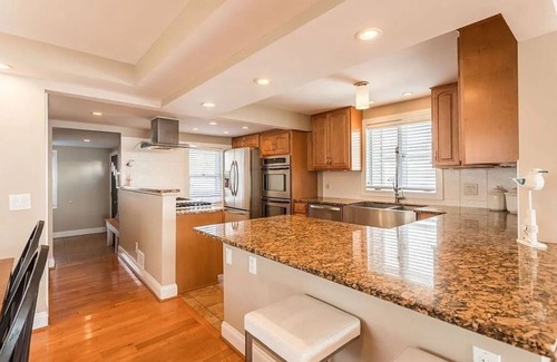 North Greece House | Waterfront Retreat | Lake Ontario Views | Deck