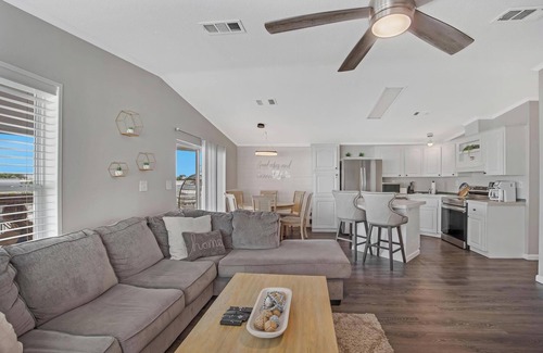 Cudjoe Key House | WATERFRONT Seaside Sanctuary in the Keys with 35' SEAWALL FOR YOUR BOAT!