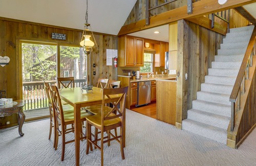 Glenn Haven Shores Cottage | Waterfront South Haven Home w/Beach Access!