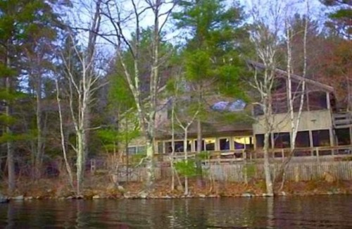 Moultonborough House | Waterfront Squam home, 7 BR/5 Bath, Dock, Pickleball, Tennis, Kayaks, Mtn Views