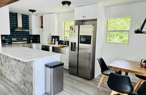 Semora House | Waterfront: The Beaver Dam (4 Bedroom)