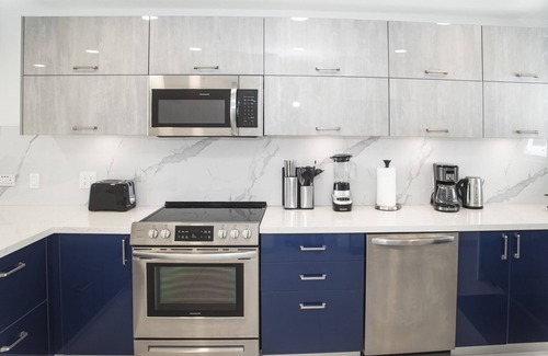 Jolly Harbour Ski Chalet | Waterfront Villa 232D South Finger, Jolly Harbour