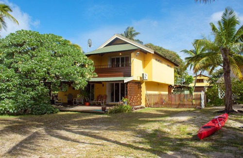 Pointe D'esny Villa | Waterfront Villa Eastern Wind on the magnificent Pointe d'Esny beach