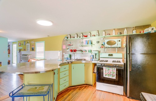 Rileyville Apartment | Waterfront Virginia Retreat w/Canoe, Pets Welcome