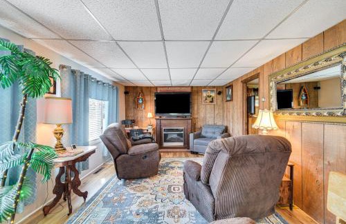 Wolcott House | Waterfront Wolcott Vacation Rental with Deck and Views