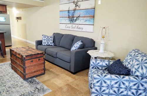 Mid America Condo | Water’s Edge Hideaway