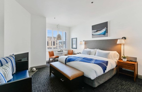 Belvedere Tiburon Hotel | Waters Edge Hotel