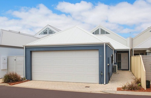 Geographe House | Waters Edge -WIFI, Kayaks, BBQ