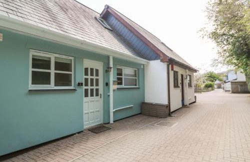 Little Petherick House | Waterside Cottage