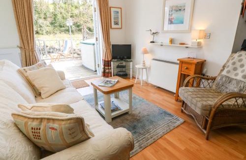 Little Petherick House | Waterside Cottage