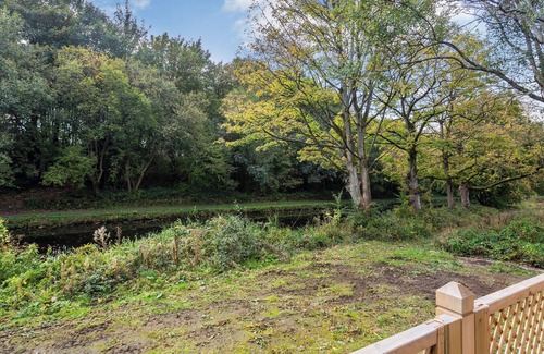 Rastrick Cottage | Waterside Lodge Five -UK38263