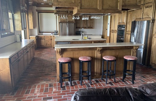 Kolin House | waterside views of oxbow, kayak,fishing, perfect spot, private deck/balcony