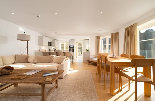 Lynmouth Apartment | Watersmeet View, a luxury 2 bedroom, seaside holiday apartment in Lynmouth sleeping 4