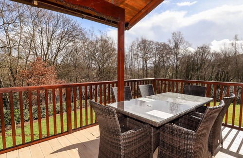 Rudyard Cottage | WATERSVIEW LODGE, pet friendly, character holiday cottage in Leek