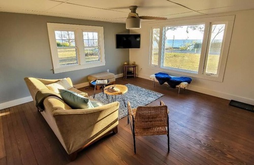 Coinjock House | Waterview Cottage in COINJOCK -- NOT Corolla