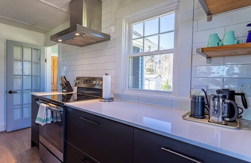 Coinjock House | Waterview Cottage on the Currituck Sound with Private Dock & Kayaks