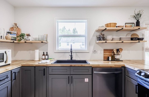 Town of Reading House | Watkins Glen Luxury Escape on Seneca Wine Trail