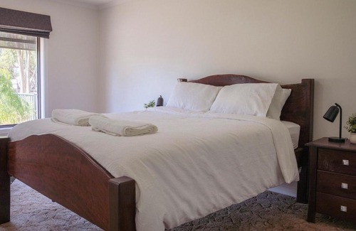 St. Arnaud House | Watsons