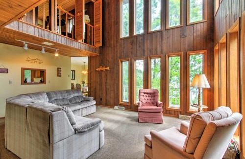 Pine River House | Waupaca Lakefront Home with Pool Table and Dock!
