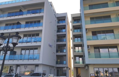 Mamaia-Sat Apartment | Wave 1 Promenada Apartments