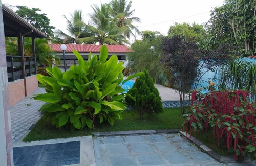 Mutari House | Wave corner