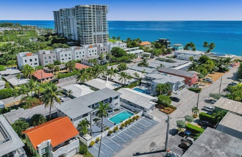 North Beach Apartment | Waves on Desoto studio with pool # 3