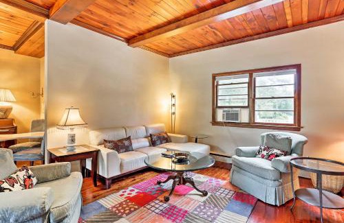 Town of Wawayanda House | Wawayanda House on 62 Acres - Multiple Fireplaces!