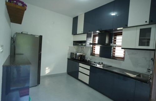 Sulthan Bathery House | Wayanadan Huts Homestay