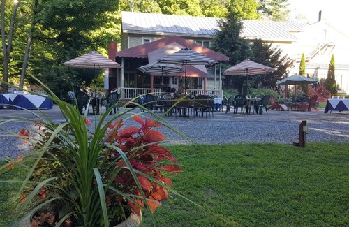 Middlebury Hotel | Waybury Inn