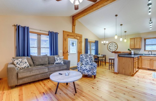 Waynesville Cabin | Waynesville Cabin Rental w/Mountain Views