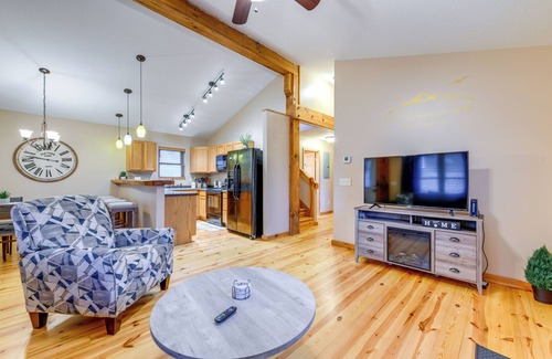 Waynesville Cabin | Waynesville Cabin Rental w/Mountain Views