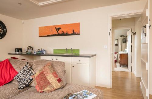 Whichford House | Wayside House B&B