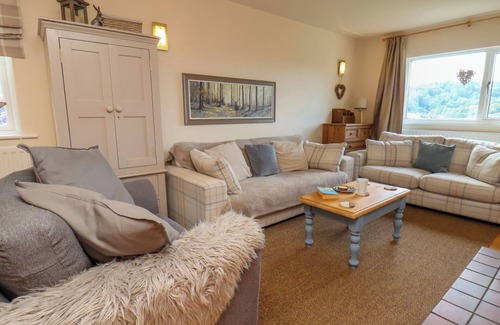 Great Fryup Dale Cottage | WAYSIDE, pet friendly, character holiday cottage in Glaisdale