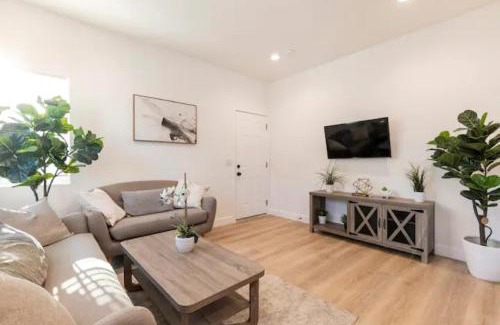 Westminster House | WE12-Little Saigon Modern Home 3Beds-2Baths