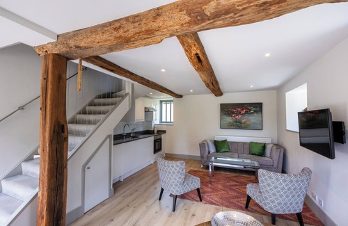 Benenden Cottage | Weaver's Cottages, Frame Farm - sleeps 20