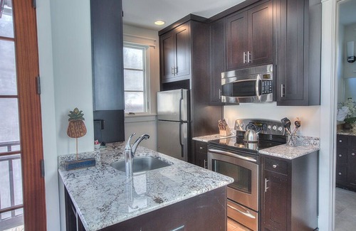 Rosemary Beach Apartment | Webb Isle Carriage House-Close to Shopping, Dining & Barbados Pool! Free Fitness/Tennis