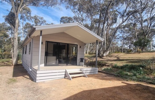 Wedderburn Cabin | Wedderburn Caravan Park