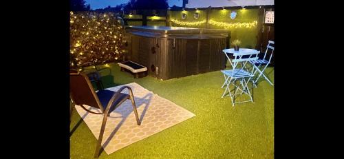 Portaferry House | Wee Hoose-Private-Hottub -Romantic Break-Portaferry
