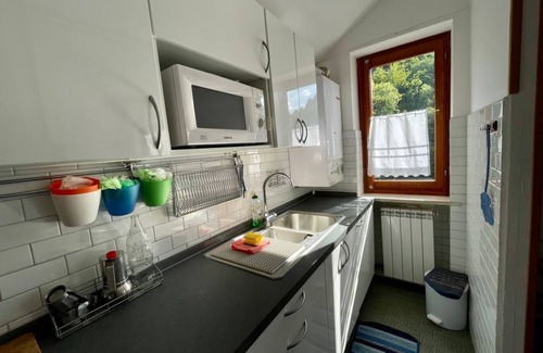 Gravere Apartment | Weekend in Gravere with garage for motorcycles/bikes