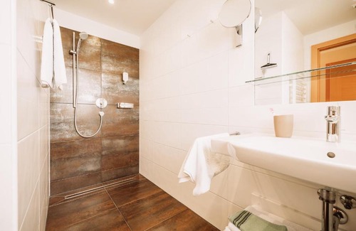 Glanz an der Weinstrasse House | Weingut Brenner am Rossberg
