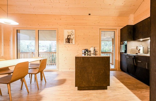 Zweisimmen Apartment | Weisshorn (OG + DG Südwest) by Interhome