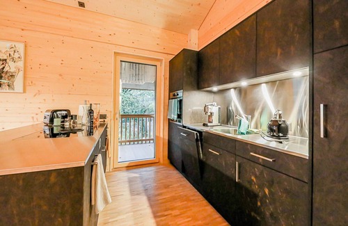 Zweisimmen Apartment | Weisshorn (OG + DG Südwest) by Interhome