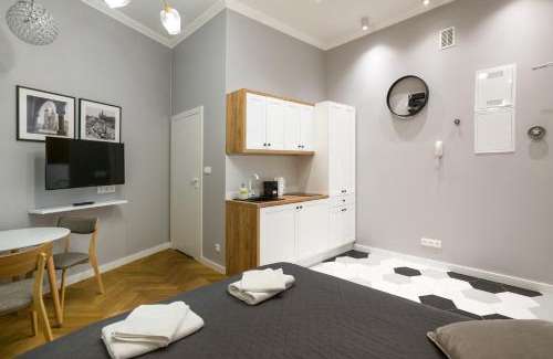 Wesoła Zachod Apartment | Welcome Apartment - Old Town